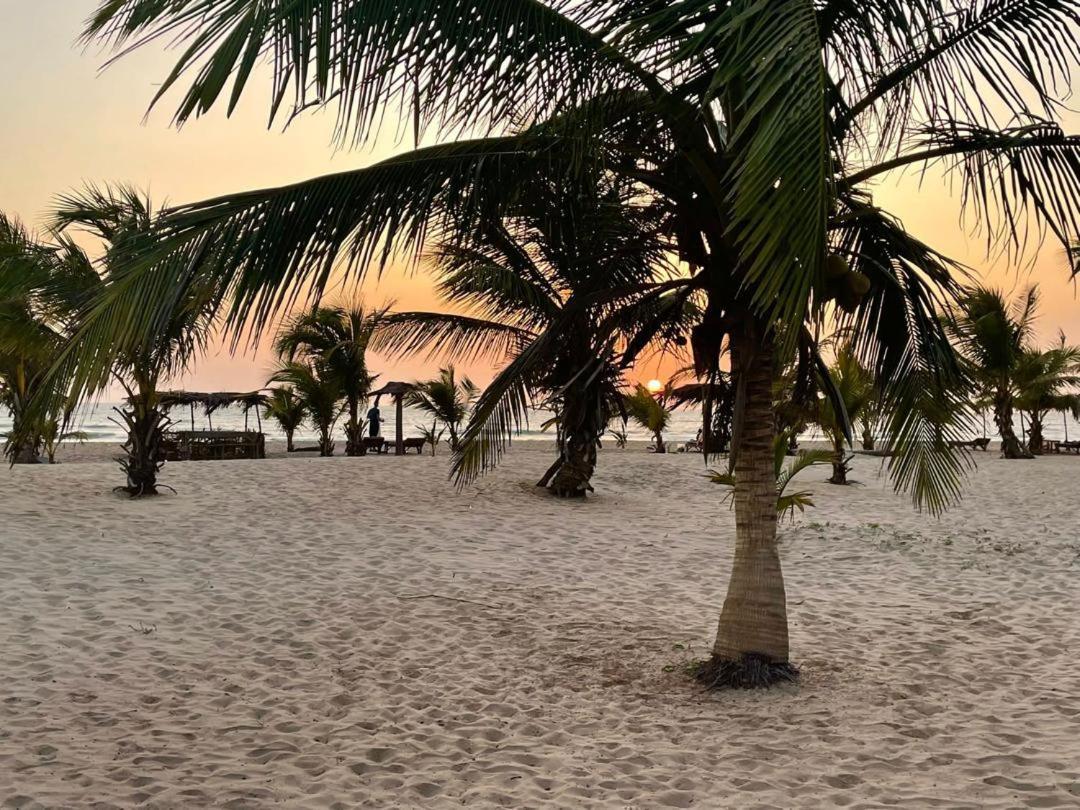 Santana Beachclub Sanyang Экстерьер фото