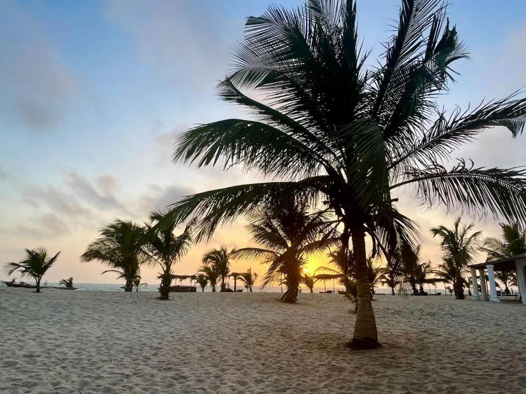 Santana Beachclub Sanyang Экстерьер фото