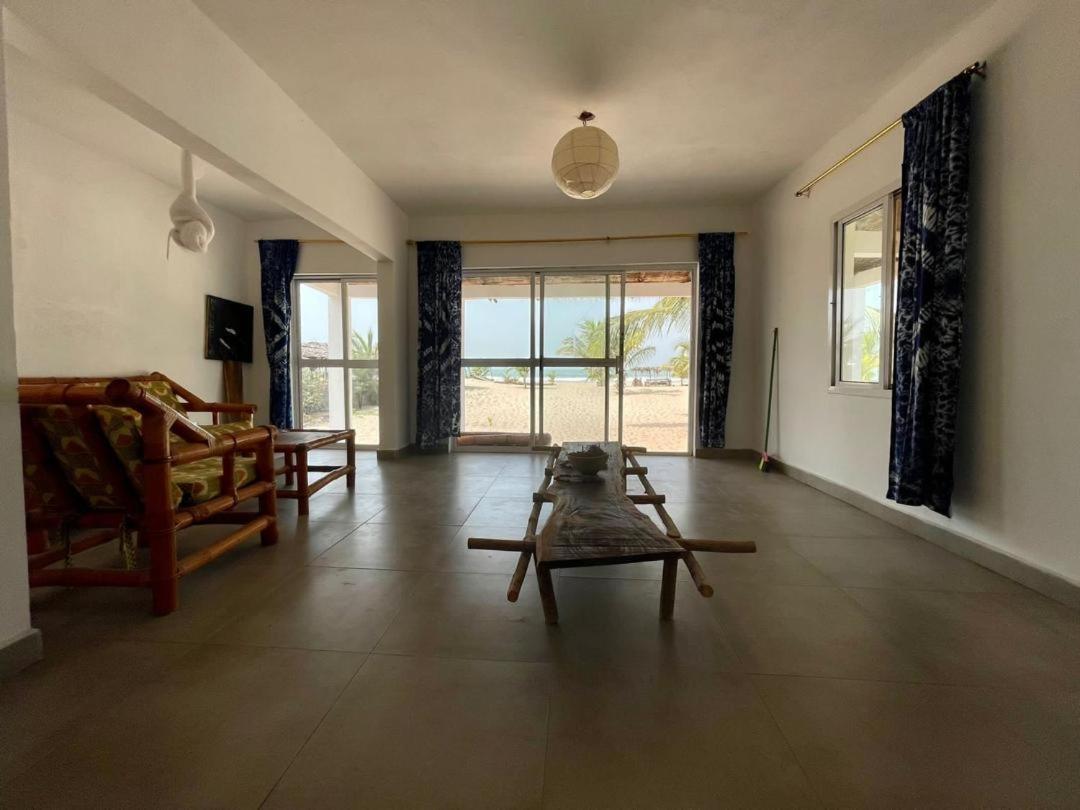 Santana Beachclub Sanyang Экстерьер фото